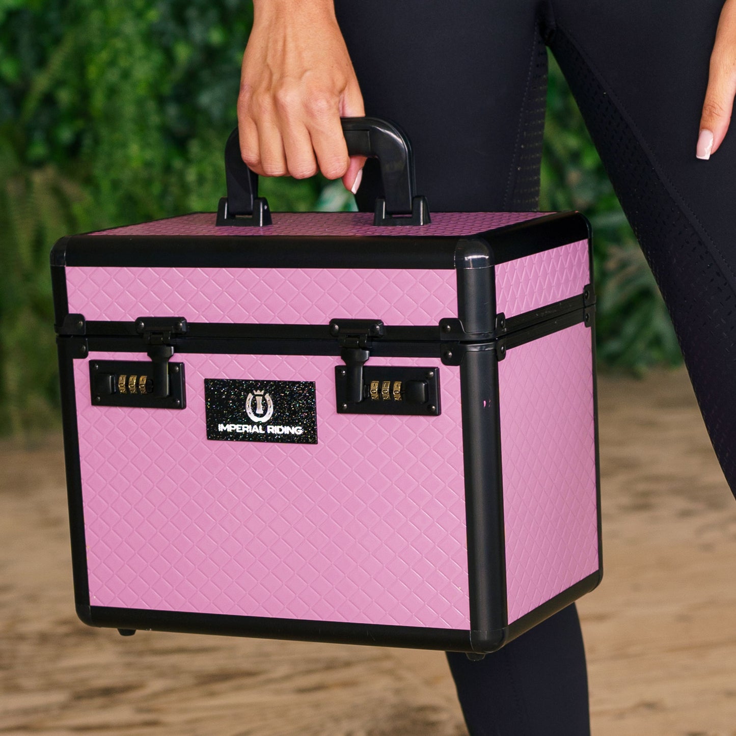 IR Shiny Grooming Box (Small)