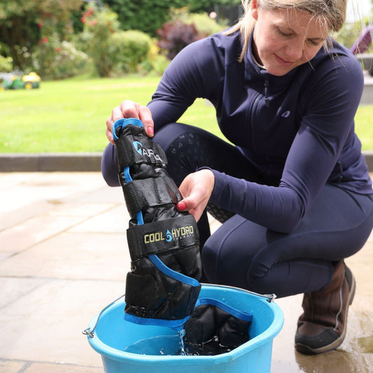 ARMA Cool Hydro Therapy Boots (RRP £42.99)