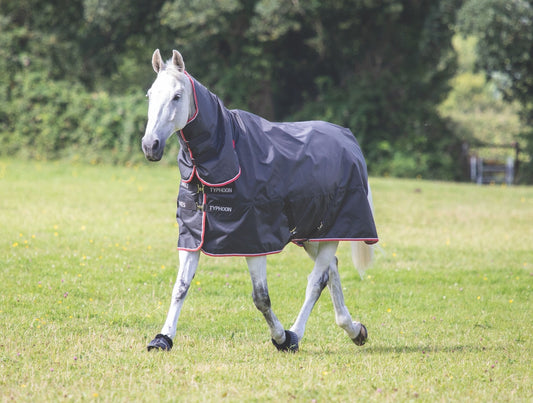 Typhoon 200g Combo Turnout Rug (RRP £75.99)