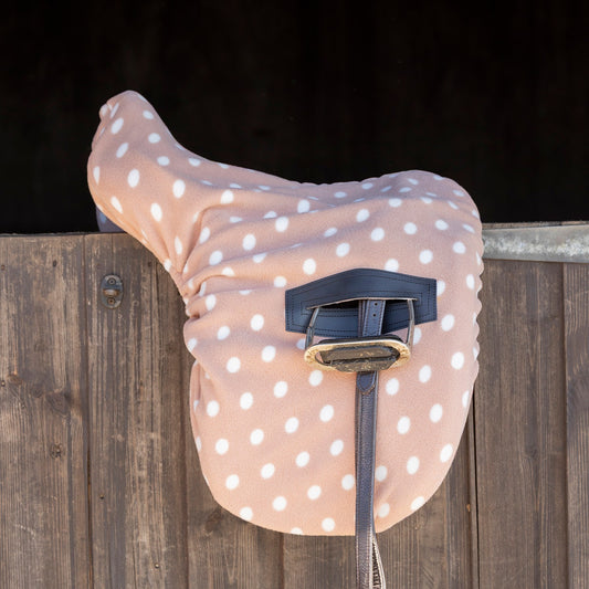 Supreme Products Dotty Fleece Saddle Cover – Ride-On & Storage | Latte