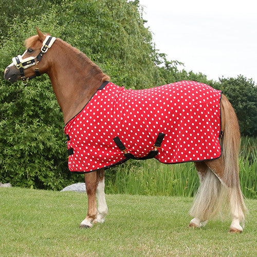 Dotty Fleece Rug - Rosette Red